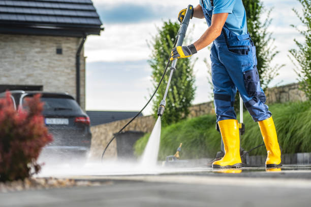 Fence Pressure Washing in Camino, CA